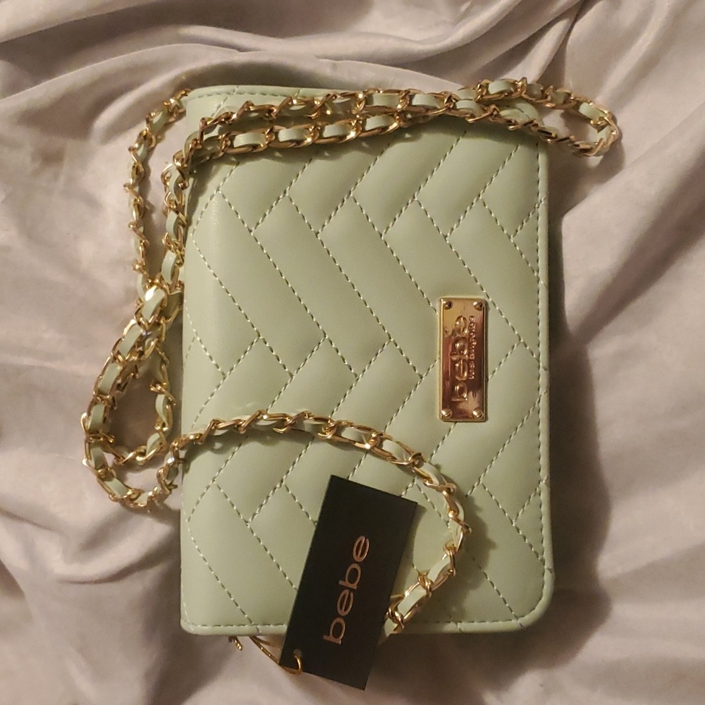 NWT, bebe crossbody bag, light lime.